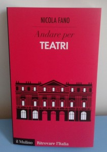 andare per teatri